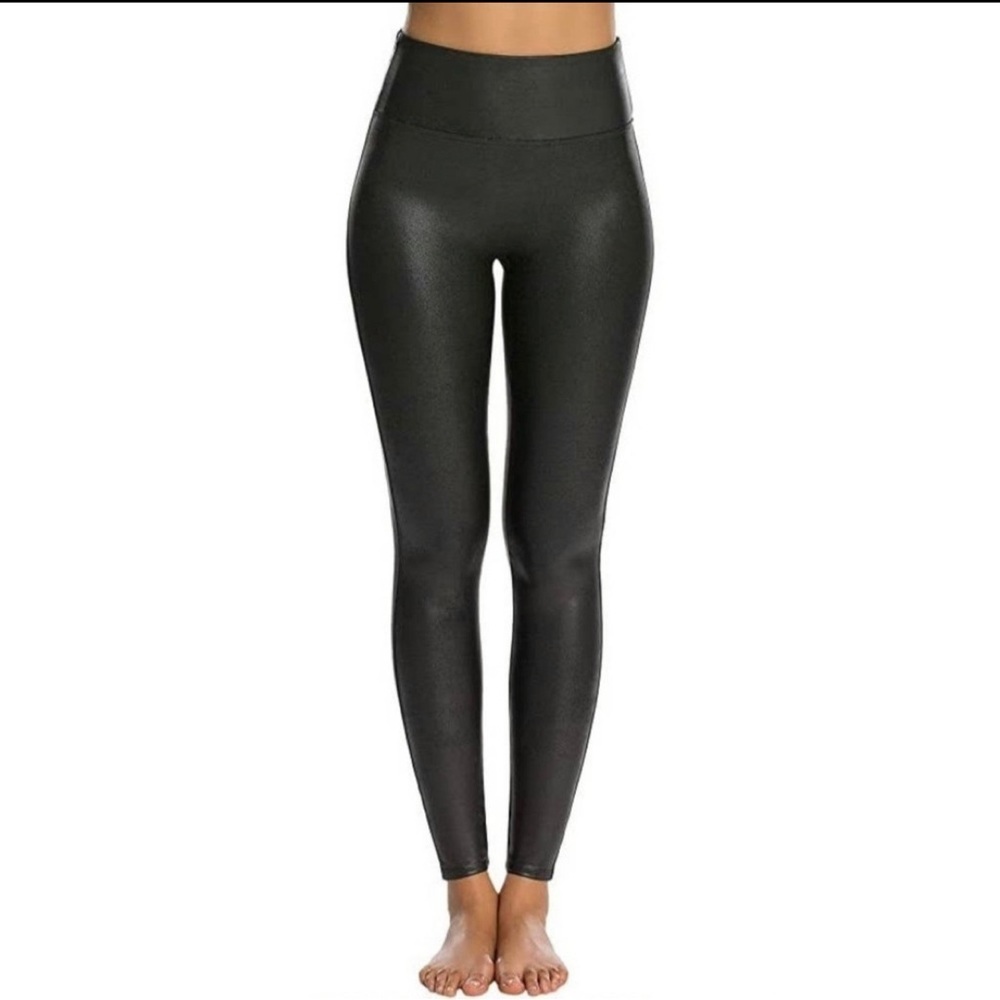 Wildfox Women's Pants Dylan Leggings Black Faux Leather Stretchy Shiny Size M